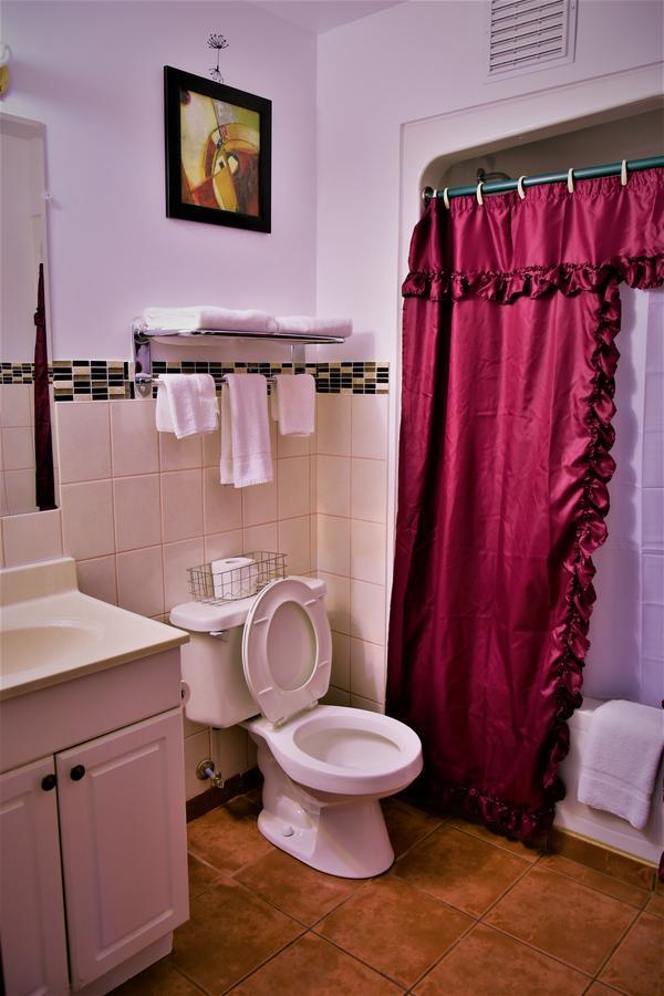 Royal Windsor Motel ภายนอก รูปภาพ