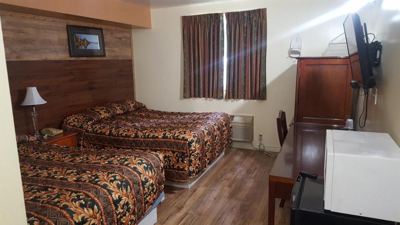 Royal Windsor Motel ภายนอก รูปภาพ